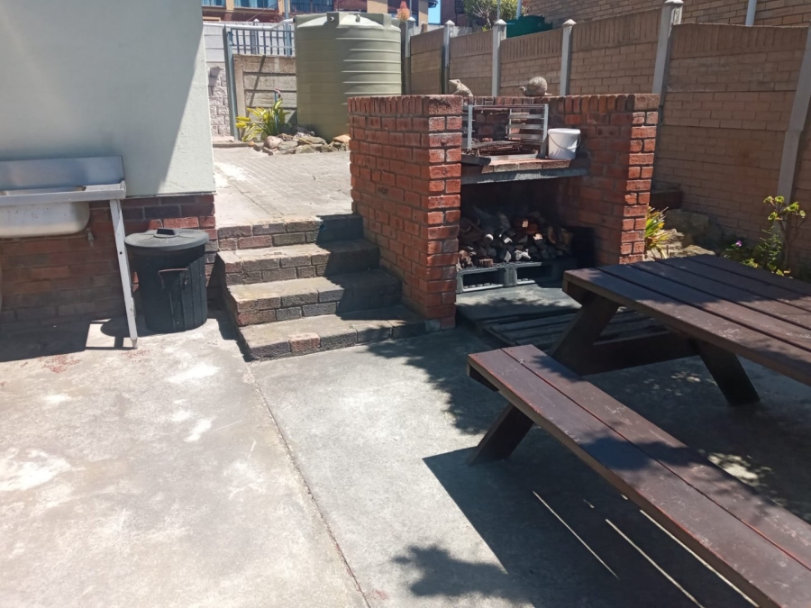 3 Bedroom Property for Sale in Aston Bay Eastern Cape